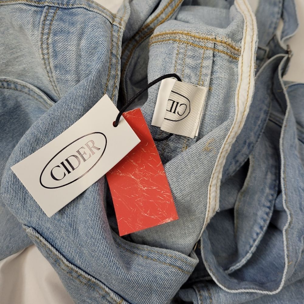 NEW Cider cropped light wash‎ wide leg overalls jeans M - Picture 5 of 10